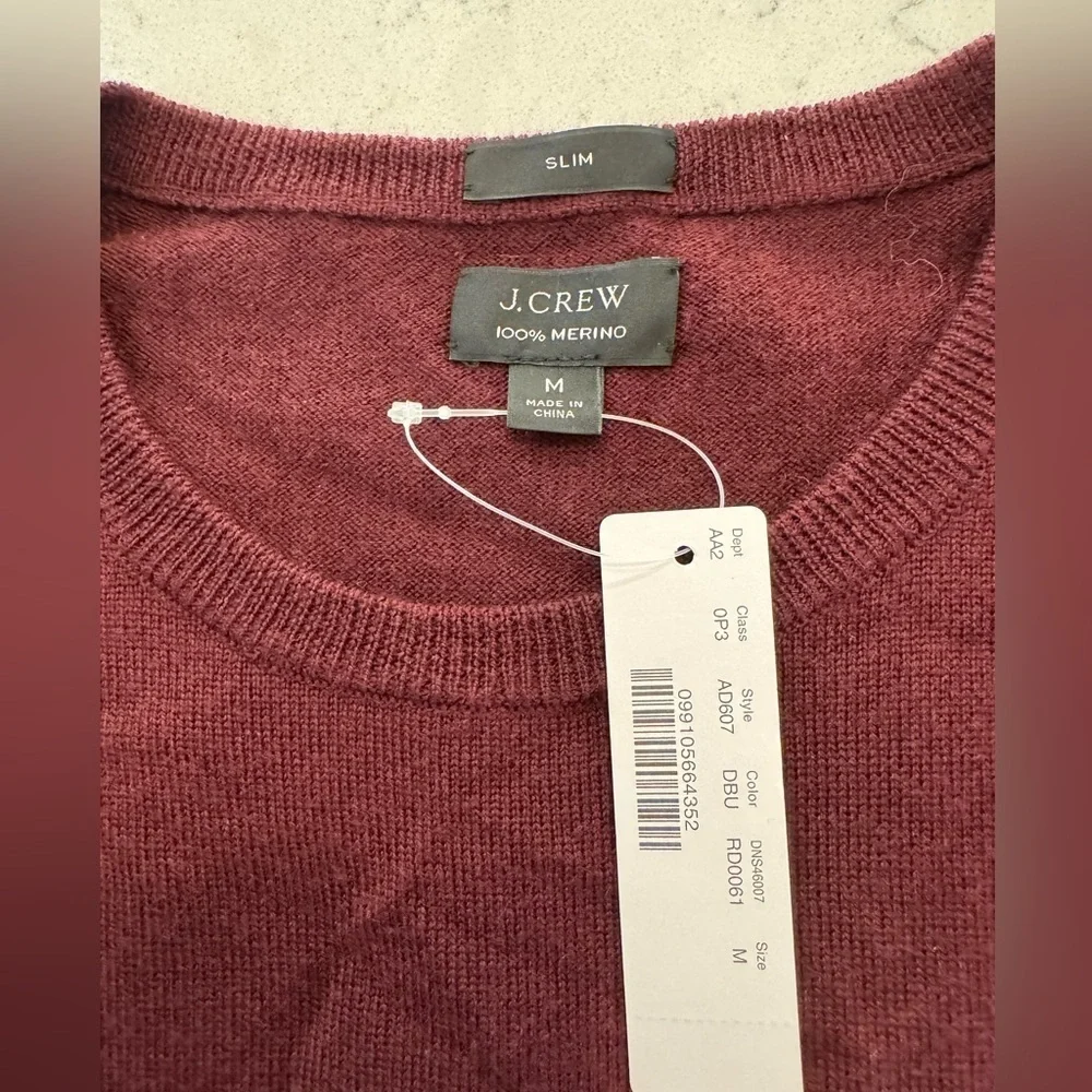 J CREW Slim washable merino wool crewneck sweater Item AD607 Burgundy Size M NEW